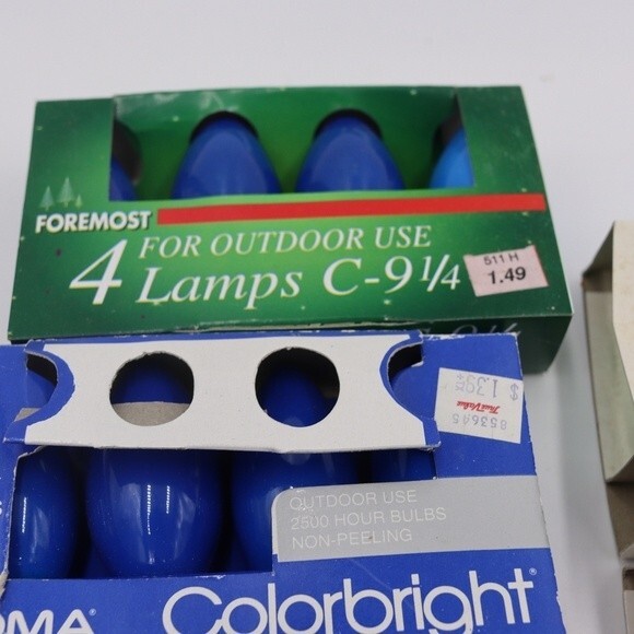 Lot of 14 C9 Christmas Light Bulbs Red, Green, Blue, White — Opaque & Transparen - Picture 7 of 13